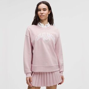 Perfectly Oversized Crew
Graphic